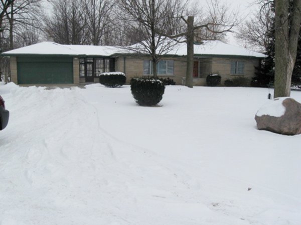 New Haven Area Ranch Home